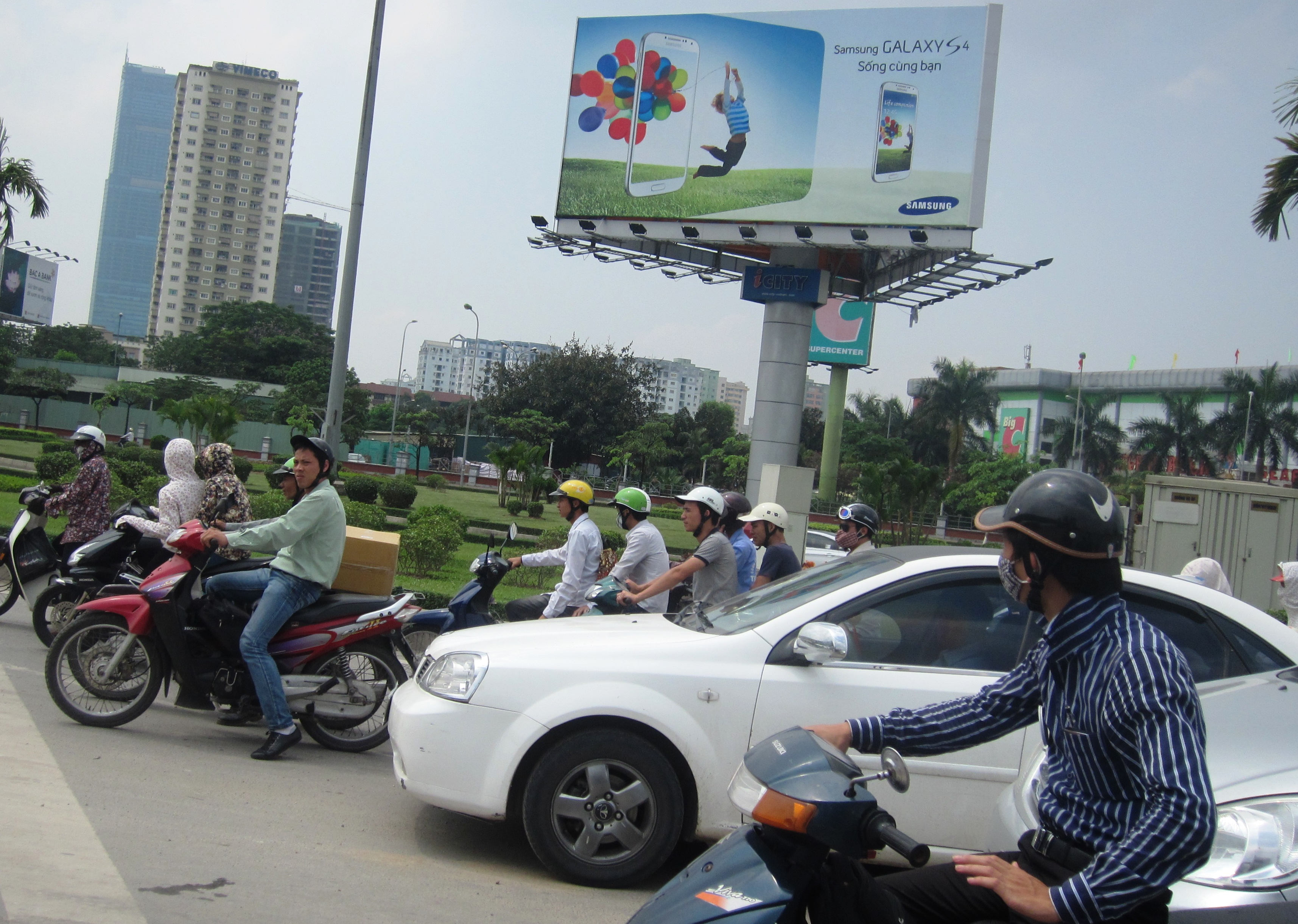 Tháng 4 Tai nạn giao thông giảm sâu cả 3 tiêu chí